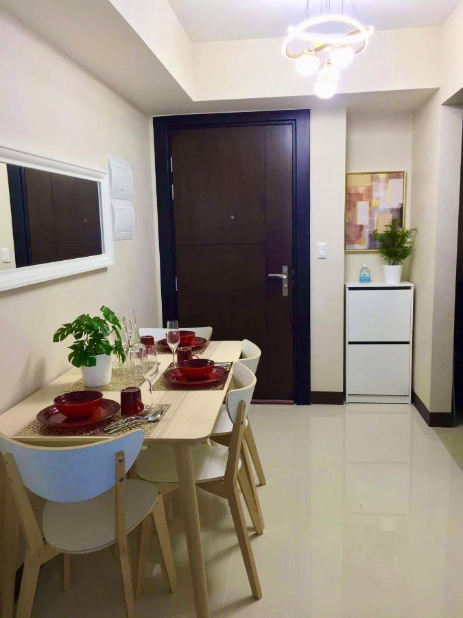 Daniella'S Modern & Cozy Suite In Uptown Bgc مانيلا المظهر الخارجي الصورة
