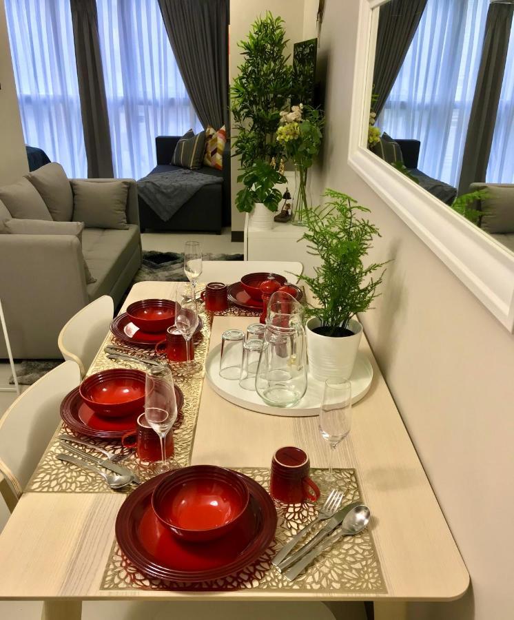 Daniella'S Modern & Cozy Suite In Uptown Bgc مانيلا المظهر الخارجي الصورة